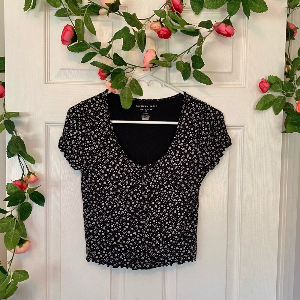 American Eagle Soft & Sexy Baby Tee - Size 0